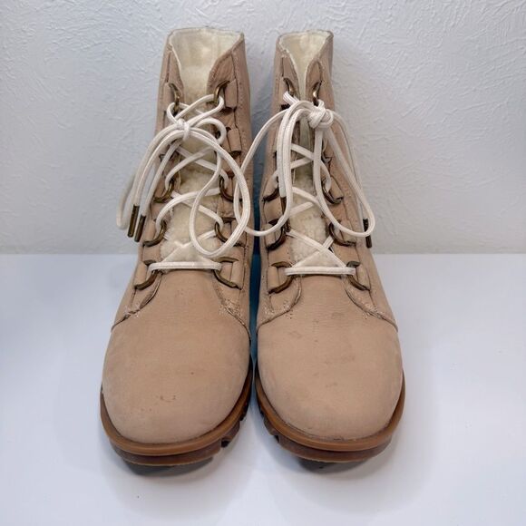 SOREL Phoenix Short Lace Lux Boots, Size 7.5 - Picture 3 of 7